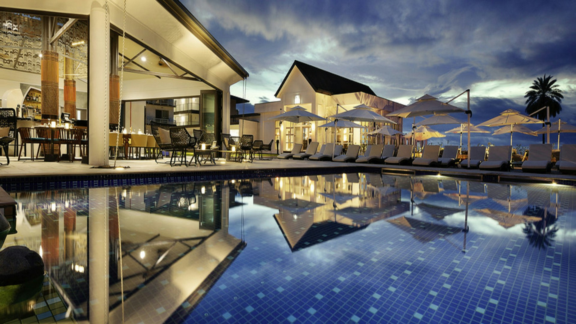 Luxury Hotel